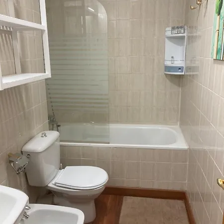 Apartament Amplio Y Bien Situado En *