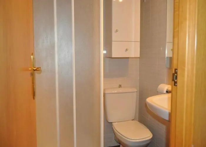 Amplio Y Bien Situado En *